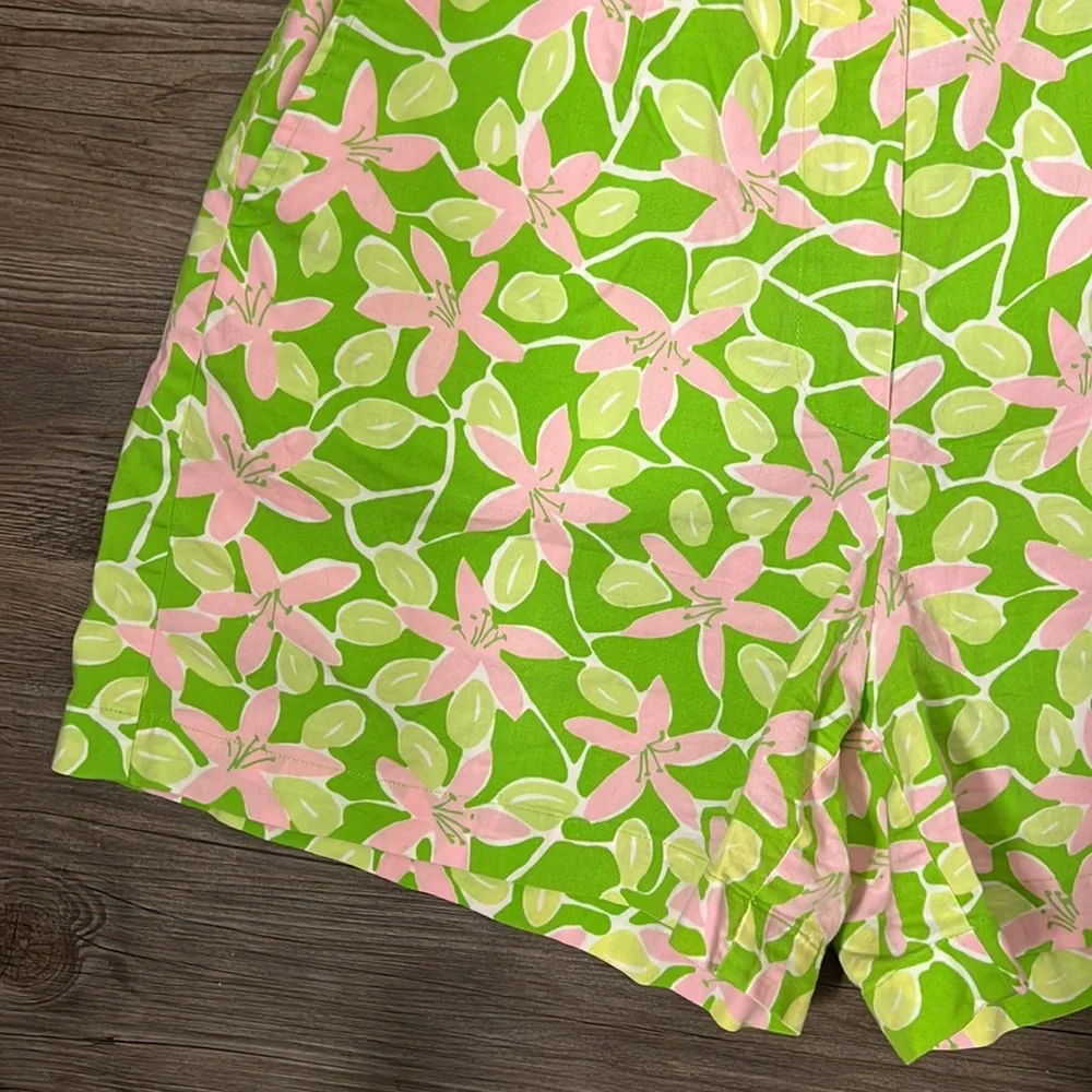 Vintage Lilly Pulitzer Pink & Green Floral Shorts - Picture 8 of 10